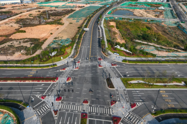 横沥中路与安益路交汇路口