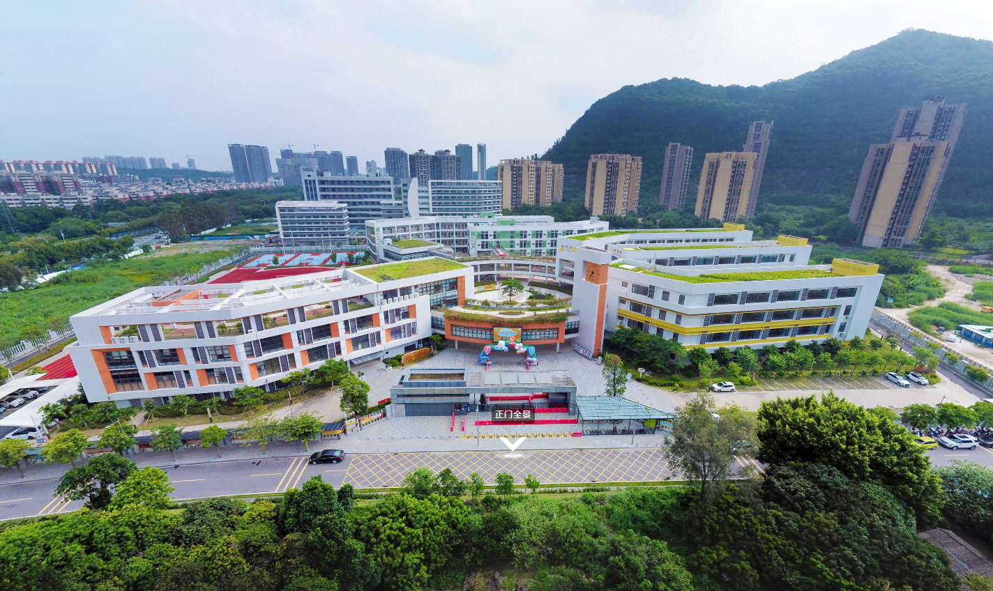 校园全景.png