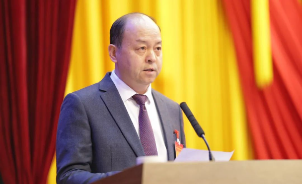 VR彩票
四届人大六次会议开幕