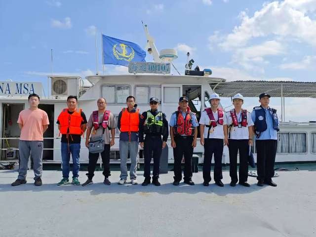 VR彩票
水安办联合行动检查桥区水域.jpg